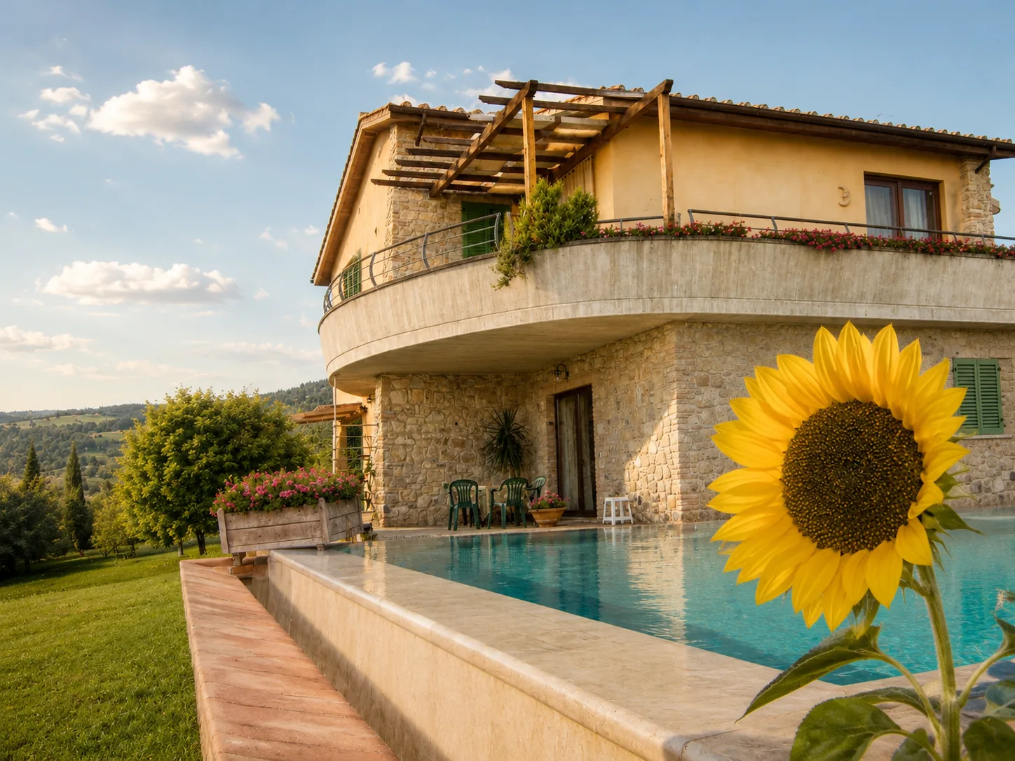 Piscina e giardino di Villa Vale a Casole d’Elsa – foto 2